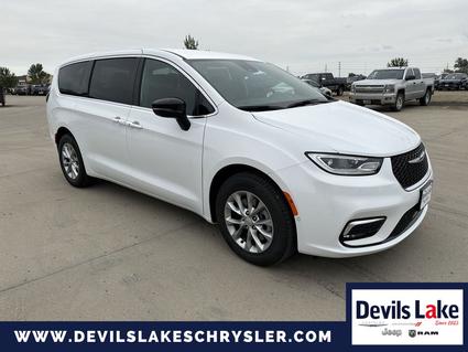 2025 Chrysler Pacifica Devils Lake ND