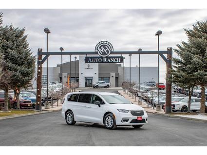 2026 Chrysler Pacifica Mountain Home ID