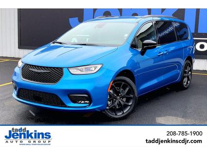 2026 Chrysler Pacifica Blackfoot ID