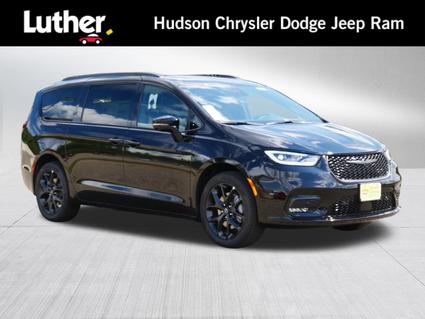 2026 Chrysler Pacifica Hudson WI