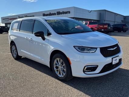 2026 Chrysler Pacifica Baraboo WI