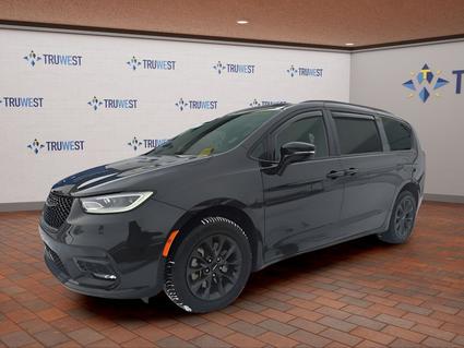 2021 Chrysler Pacifica Cortez CO