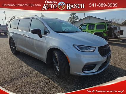 2023 Chrysler Pacifica Ontario OR