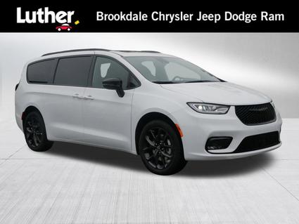 2026 Chrysler Pacifica Minneapolis MN