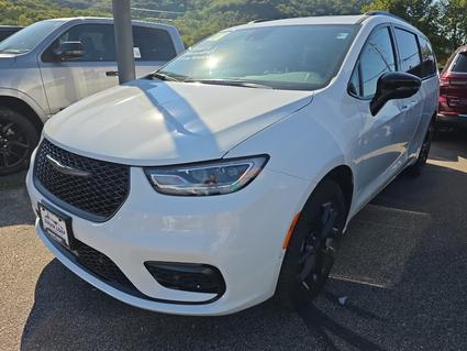 2026 Chrysler Pacifica Winona MN