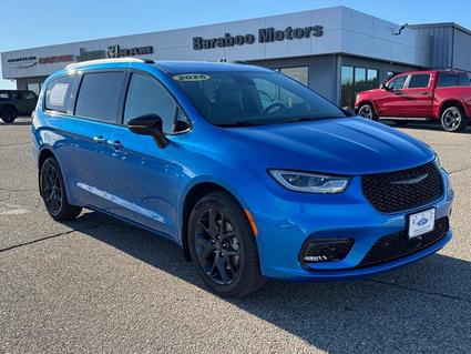 2026 Chrysler Pacifica Baraboo WI