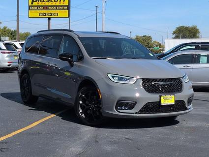2025 Chrysler Pacifica Mendota IL