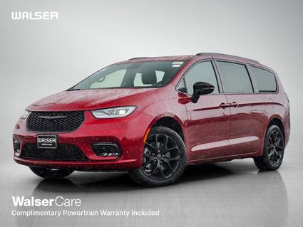 2026 Chrysler Pacifica Hopkins MN