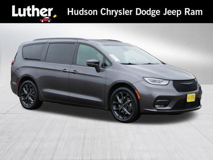 2021 Chrysler Pacifica Hudson WI
