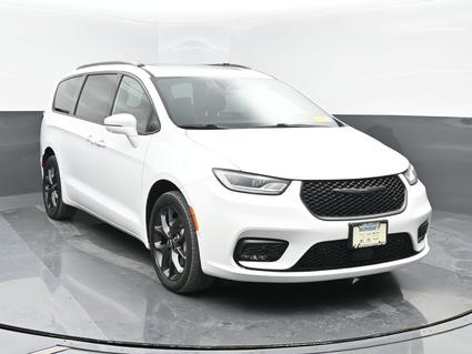 2022 Chrysler Pacifica Goshen NY