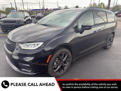 2024 Chrysler Pacifica Van Wert OH