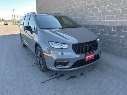 2025 Chrysler Pacifica Logan UT