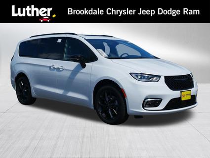 2026 Chrysler Pacifica Minneapolis MN