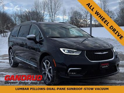 2026 Chrysler Pacifica Green Bay WI