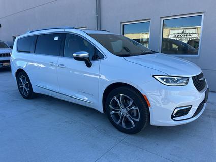 2026 Chrysler Pacifica Winona MN