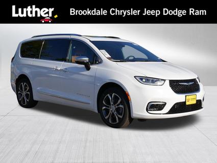 2026 Chrysler Pacifica Minneapolis MN