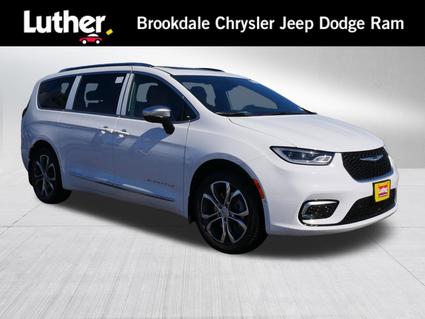 2026 Chrysler Pacifica Minneapolis MN