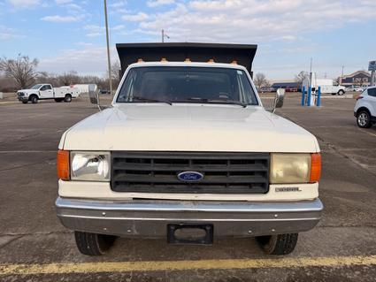 1988 Ford F-450 Carbondale IL