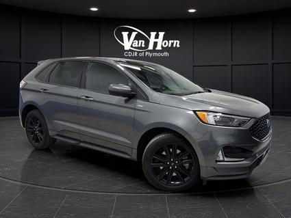 2022 Ford Edge Plymouth WI