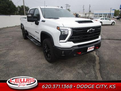 2025 Chevrolet Silverado Dodge City KS