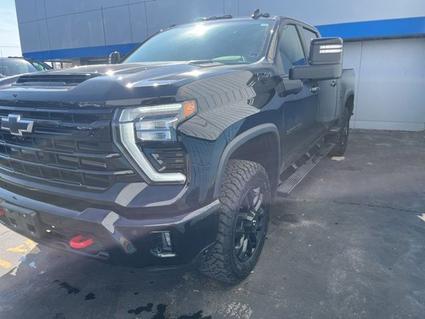 2025 Chevrolet Silverado Plymouth WI