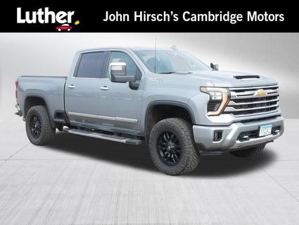 2025 Chevrolet Silverado Cambridge MN