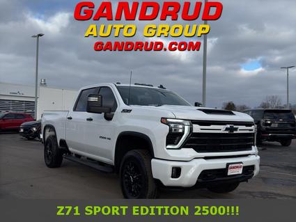 2024 Chevrolet Silverado Green Bay WI