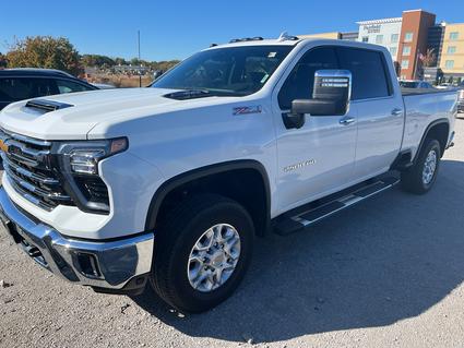 2024 Chevrolet Silverado Warsaw IN