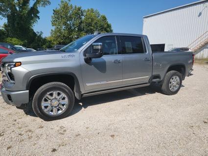 2024 Chevrolet Silverado Washington MO