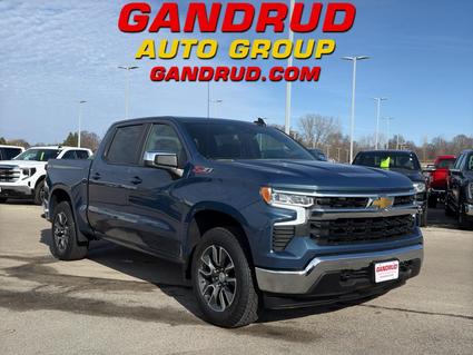 2024 Chevrolet Silverado Green Bay WI