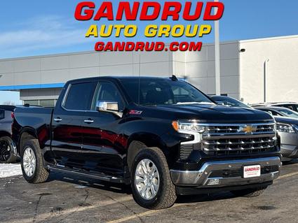 2022 Chevrolet Silverado Green Bay WI