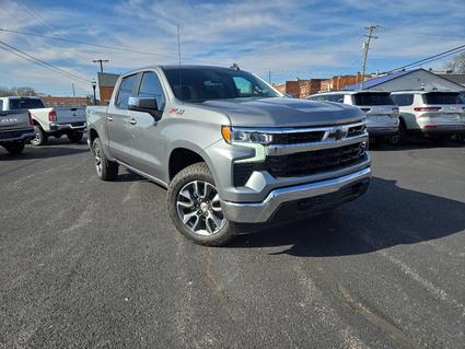 2025 Chevrolet Silverado Fairfield IL