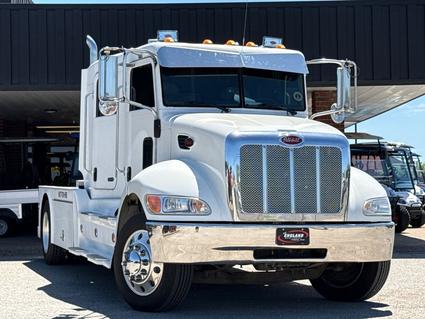 2006 Peterbilt 335 Cleburne TX