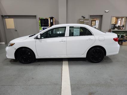 2013 Toyota Corolla Manchester IA