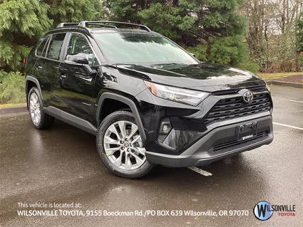 2025 Toyota RAV4 Vero Beach FL