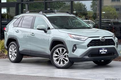 2022 Toyota RAV4 Vero Beach FL