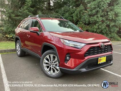 2025 Toyota RAV4 Vero Beach FL