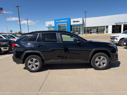 2023 Toyota RAV4 Pierre SD