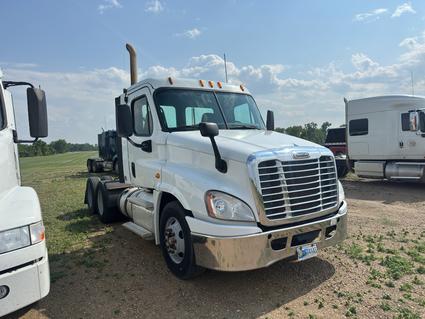 2015 Freightliner Cascadia 125 Wolf Point MT