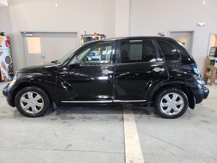 2004 Chrysler PT Cruiser Manchester IA