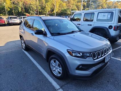 2022 Jeep Compass Latitude 2022 Jeep Compass Roanoke VA