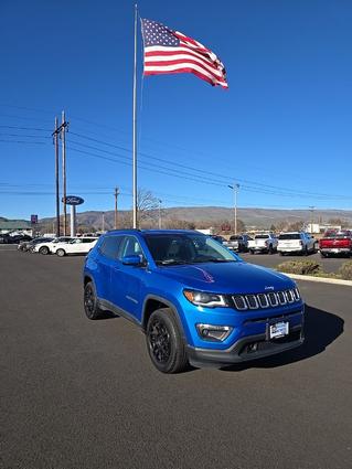 2017 Jeep Compass  
