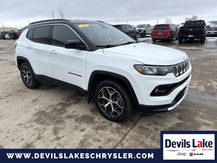 2024 Jeep Compass Devils Lake ND