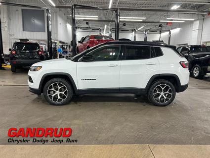2024 Jeep Compass Green Bay WI