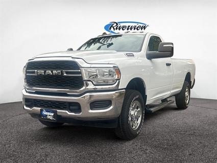 2023 Ram 3500 Chamberlain SD