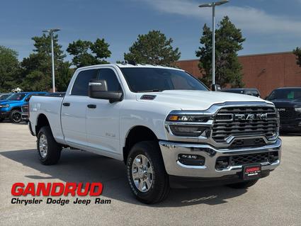 2025 Ram 2500 Green Bay WI