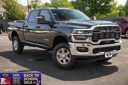2025 Ram 2500 Milwaukee WI