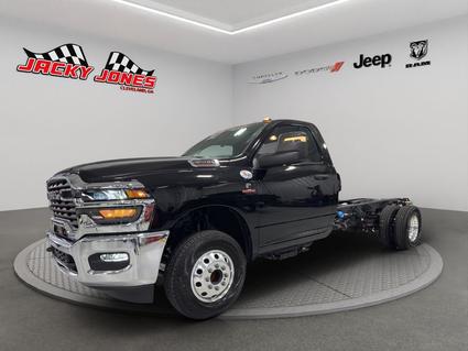2025 Ram 3500 Chassis Cleveland GA