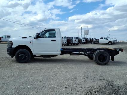 2025 Ram 3500 Chassis Pleasanton TX