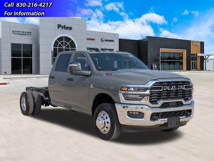 2026 Ram 3500 Chassis Floresville TX